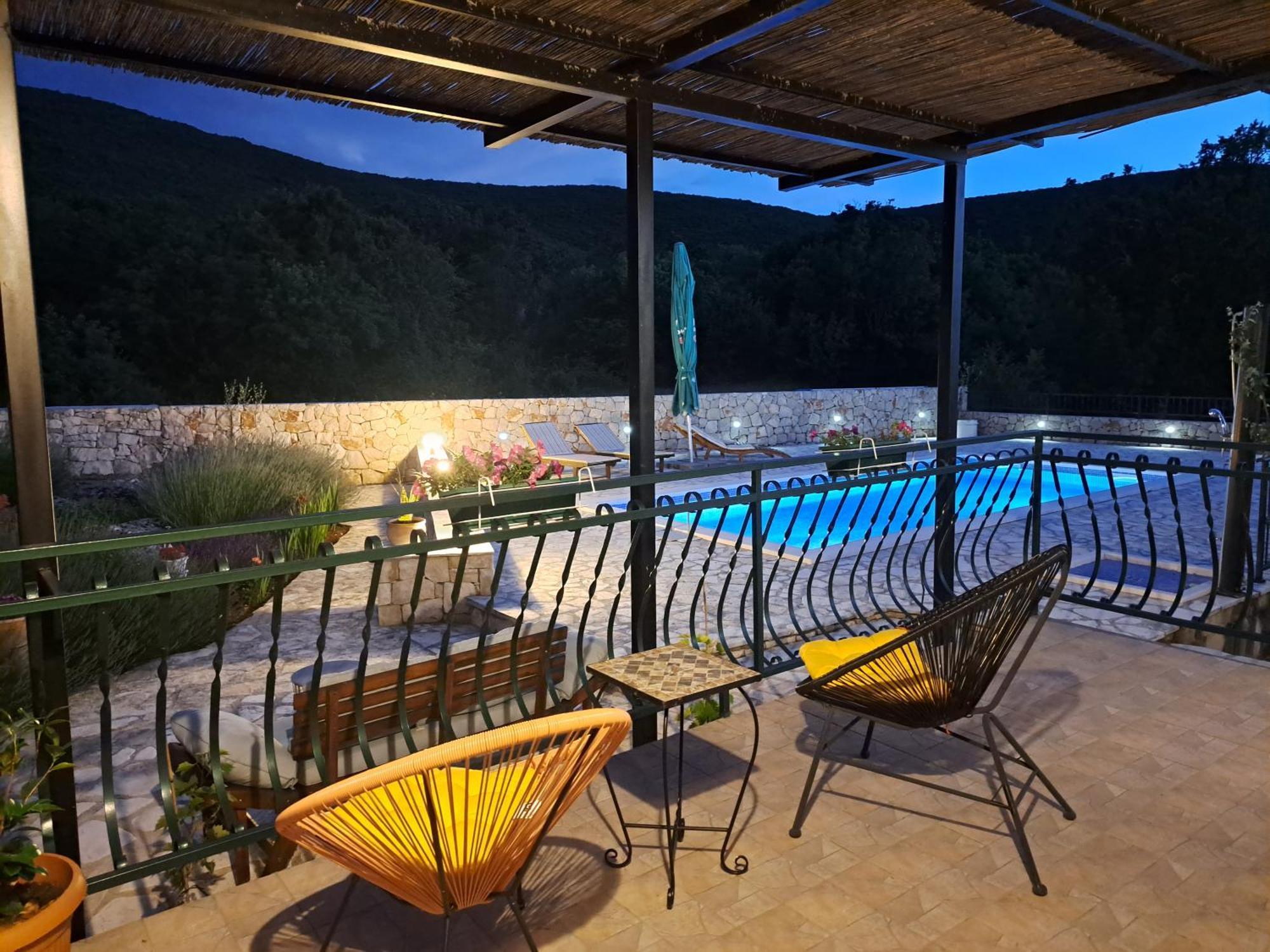 Relaxing Dalmatian House In Village Ljubitovica Exterior photo