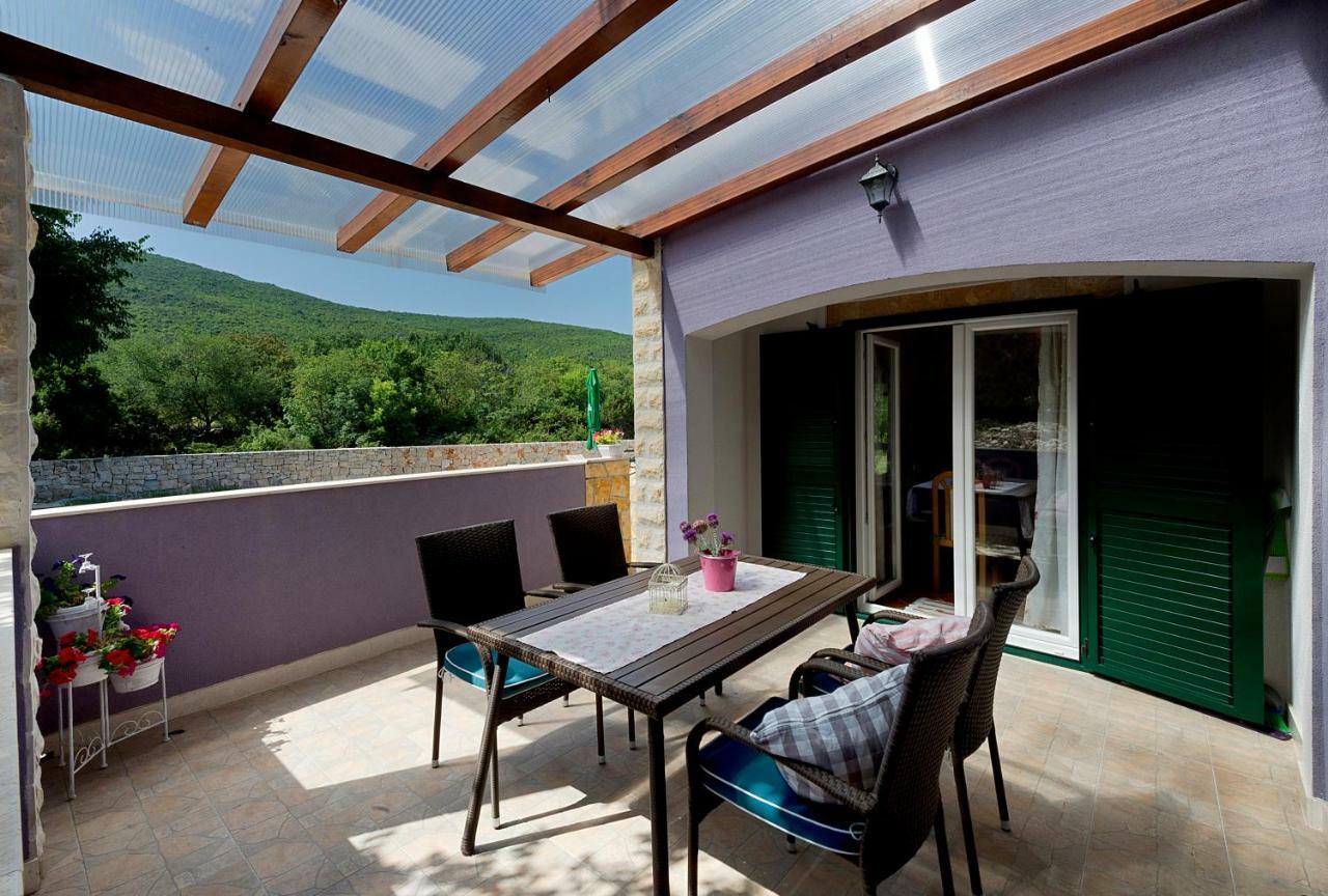 Relaxing Dalmatian House In Village Ljubitovica Exterior photo